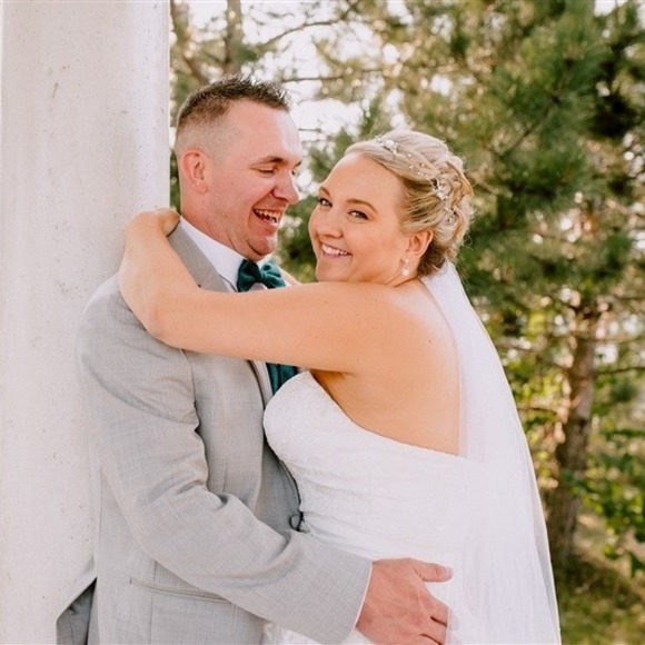 Meet your Posher, Jennifer - Picture 1 of 1